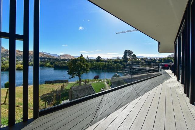 2 View to lake3
