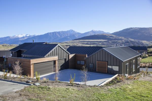 9 McKellar Drive JP 019